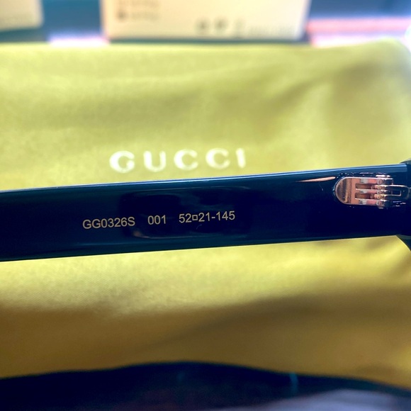 GUCCI SUNGLASSES FULL INCLUSION - Picture 11 of 13